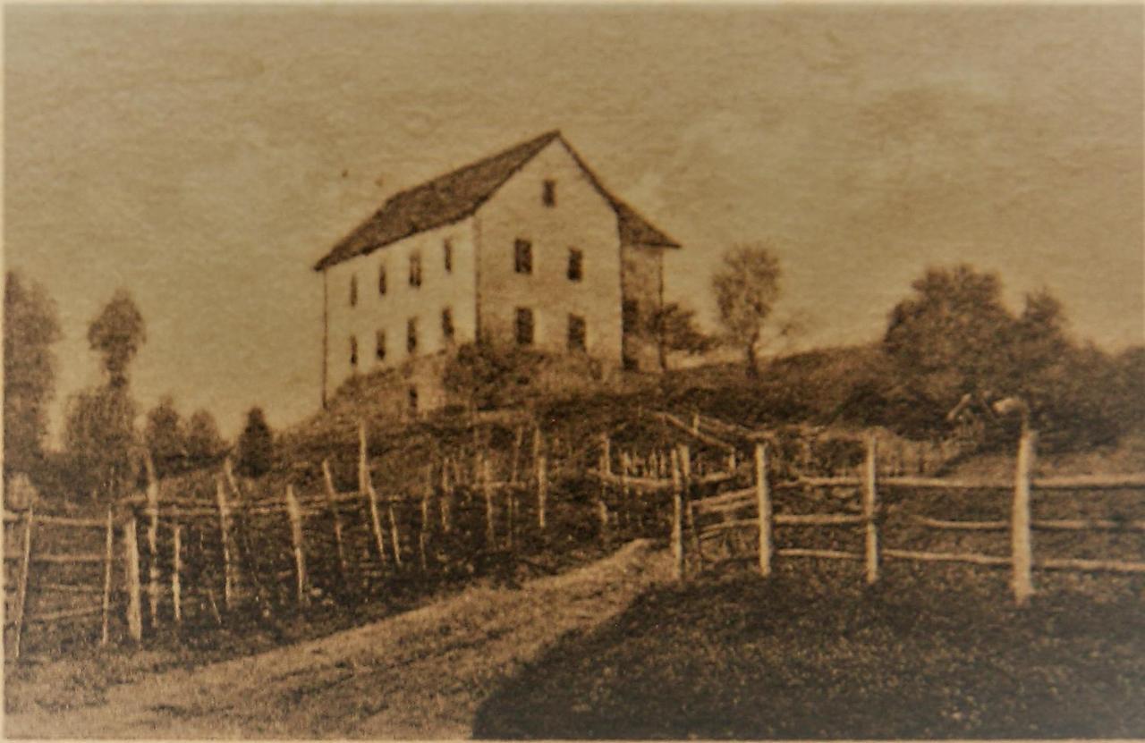 Alte Volksschule - Schual In Gradne Apartment Liebenfels Exterior photo